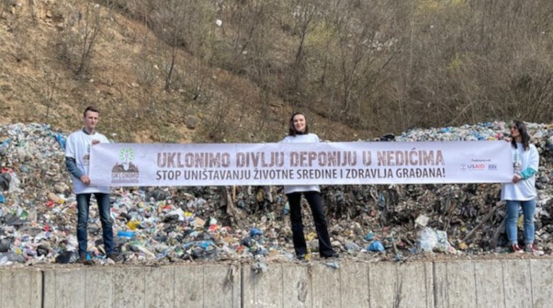 Aktivistkinje i aktivisti Inicijative ‘Uklonimo divlju deponiju u Nedićima’ proveli akciju čišćenja smeća