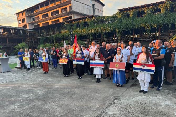 Na jezeru Modrac održan 19. Kup Jadransko-podunavskih zemalja: Uvertira za Svjetsko prvenstvo