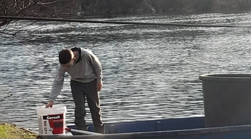 USR ‘Una’ Bihać: Izvršeno poribljavanje rijeke Une