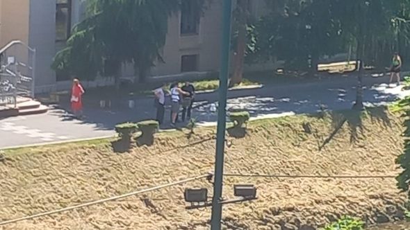 Pokušao pecati u centru Sarajeva, reagovala policija